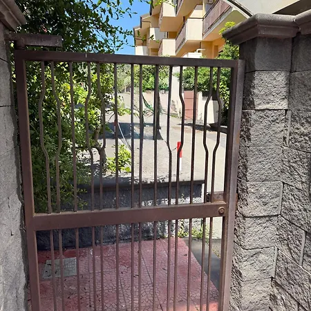 Heliomar Naxos - Your Balcony On The Sea アパート